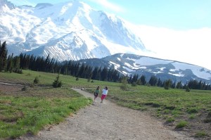 Henna and Mariah on the trail