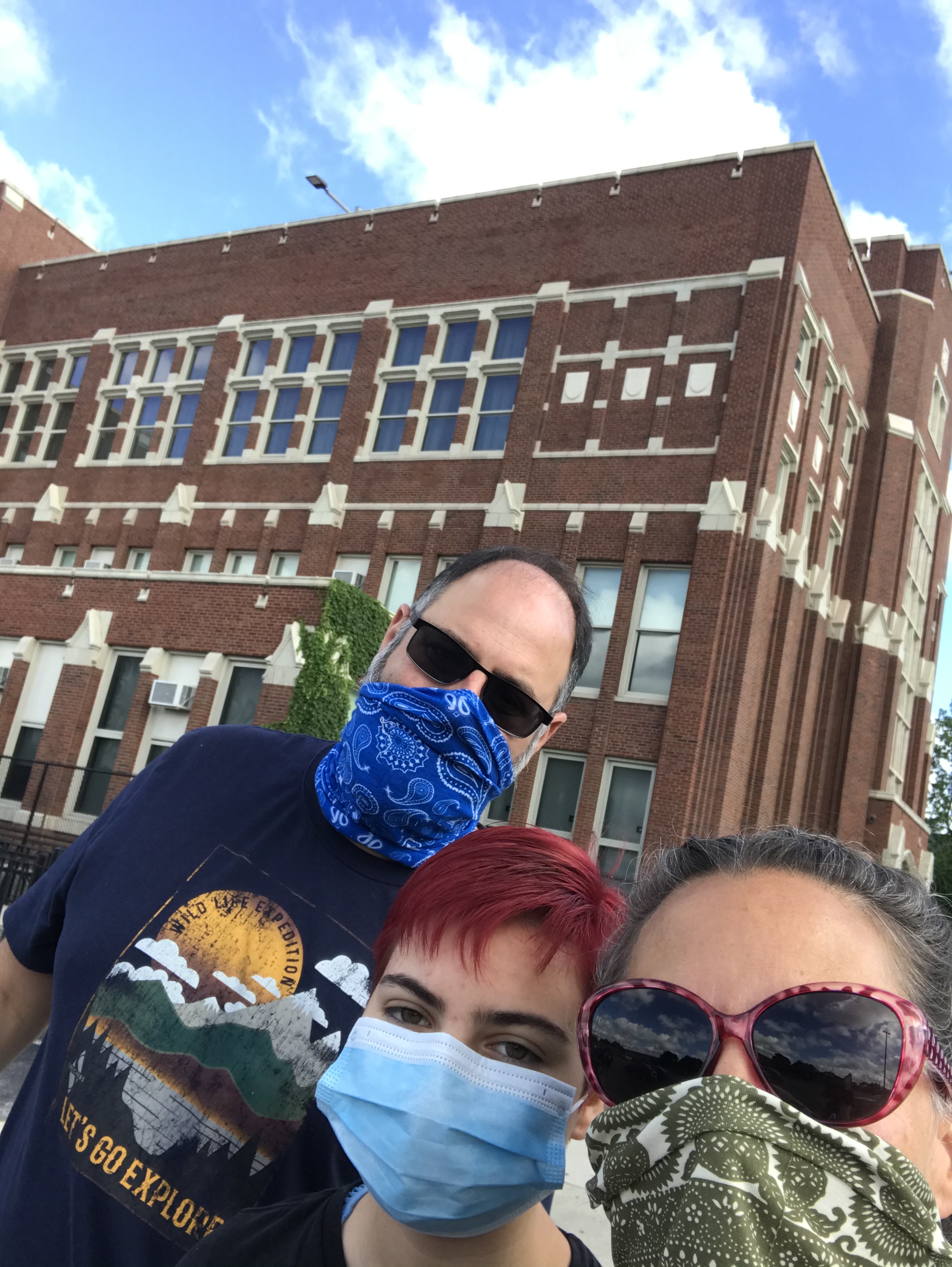 B8F7B5F2-256F-427F-B6D0-21C6CEDA91BA